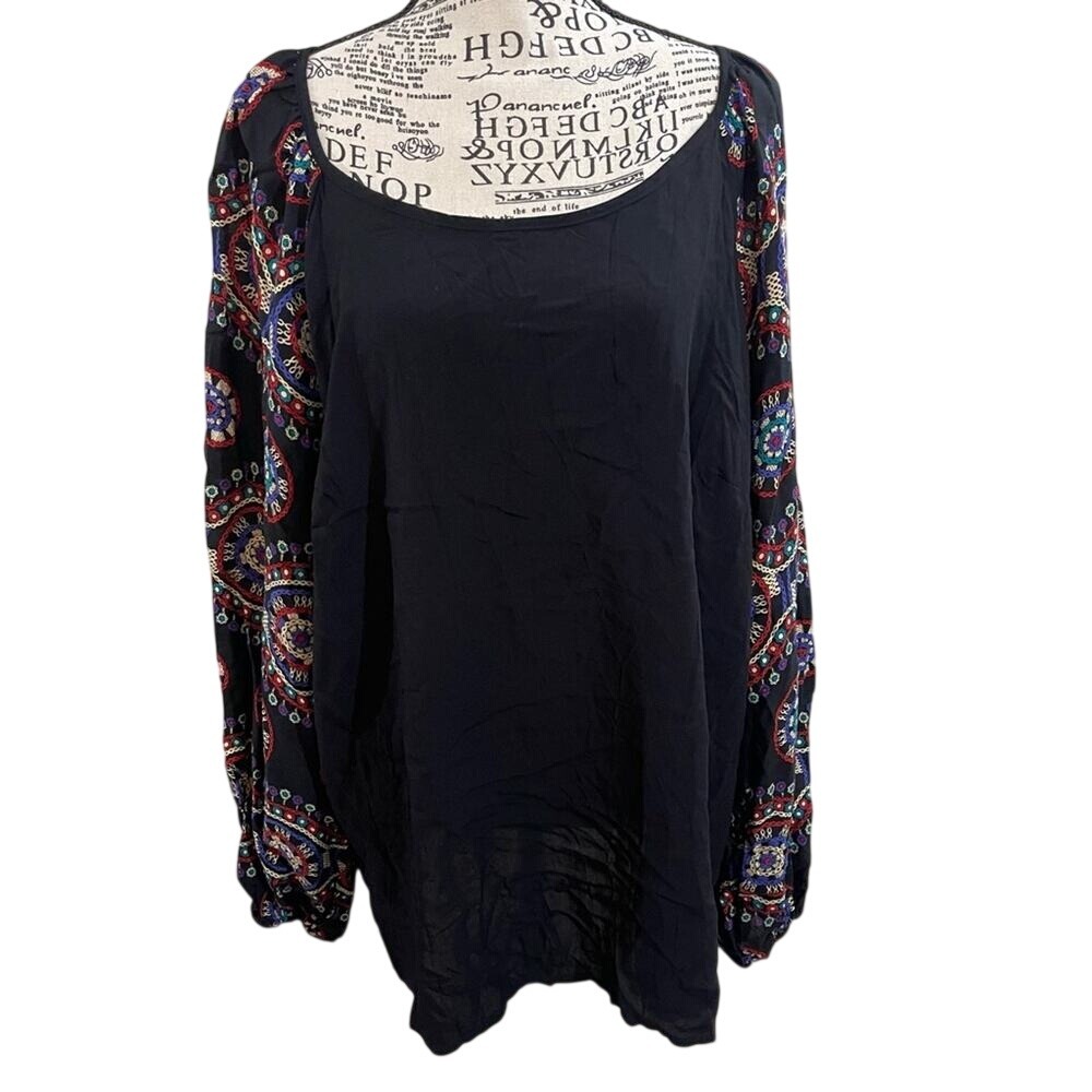 Emery Rose top plus sz 3x
